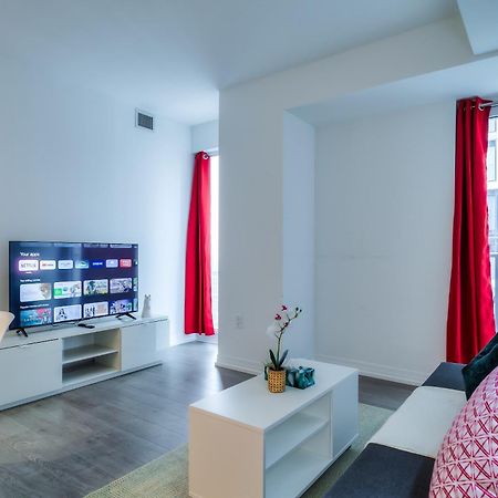 Panorama Suites Downtown トロント エクステリア 写真
