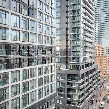Panorama Suites Downtown トロント エクステリア 写真