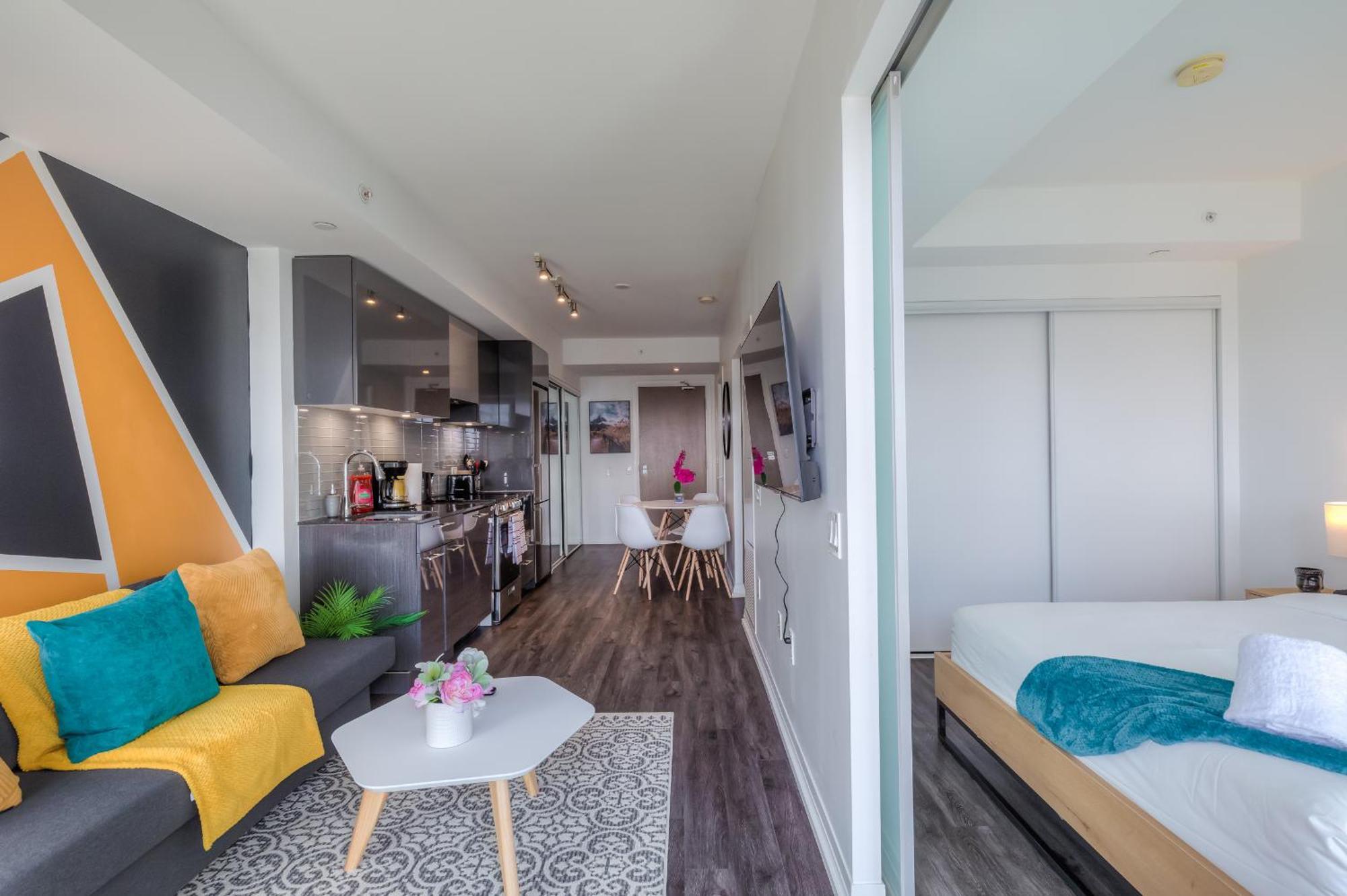 Panorama Suites Downtown トロント エクステリア 写真
