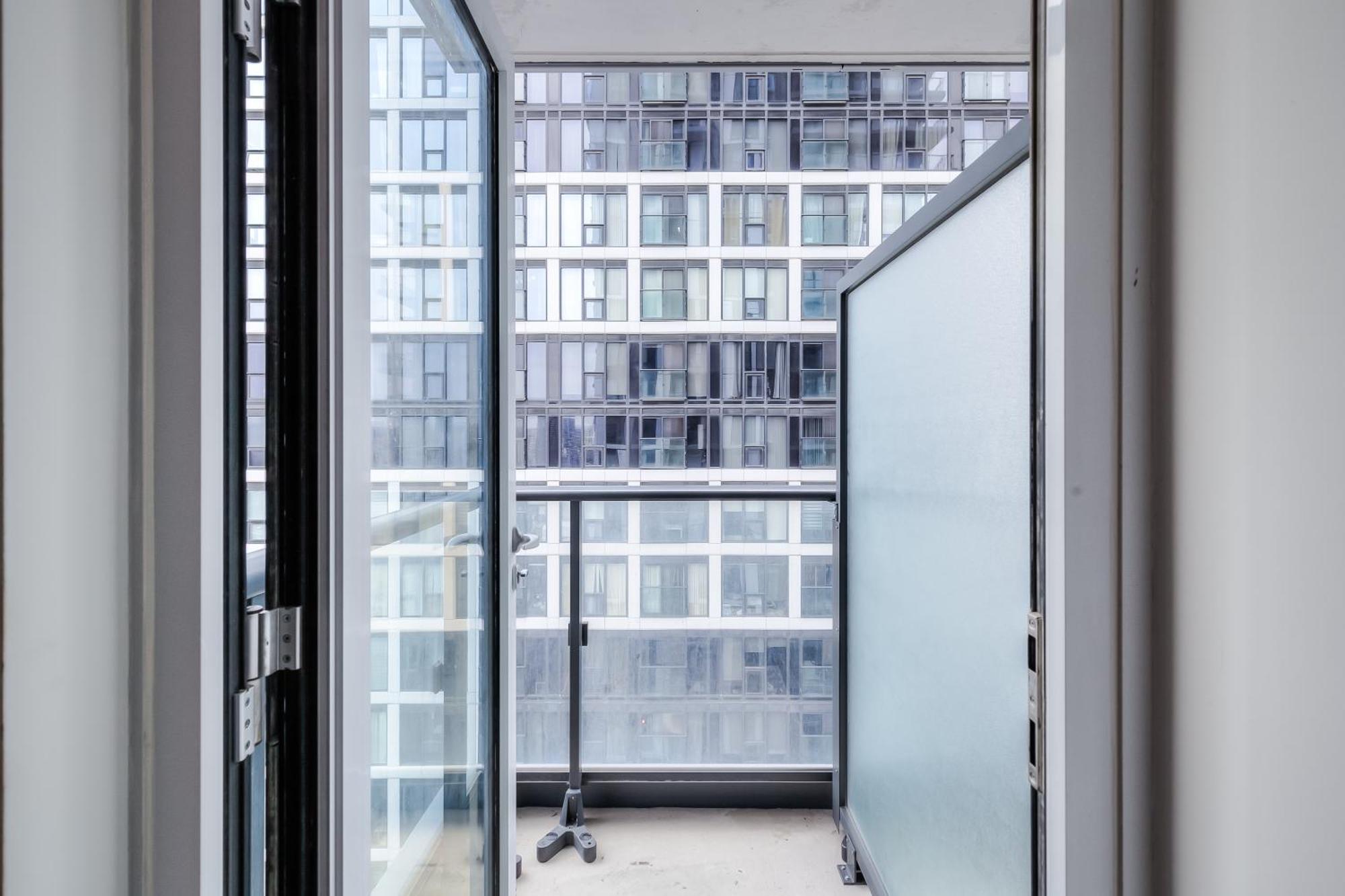 Panorama Suites Downtown トロント エクステリア 写真