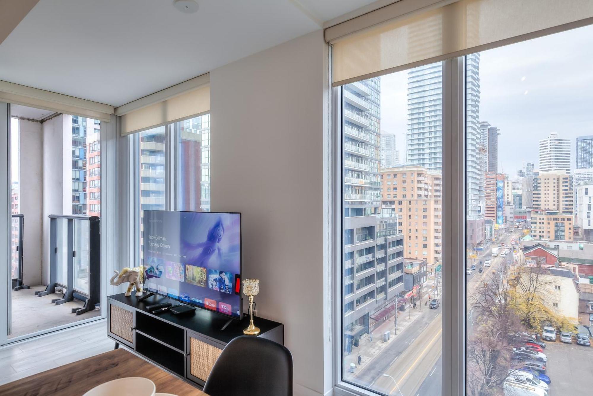 Panorama Suites Downtown トロント エクステリア 写真